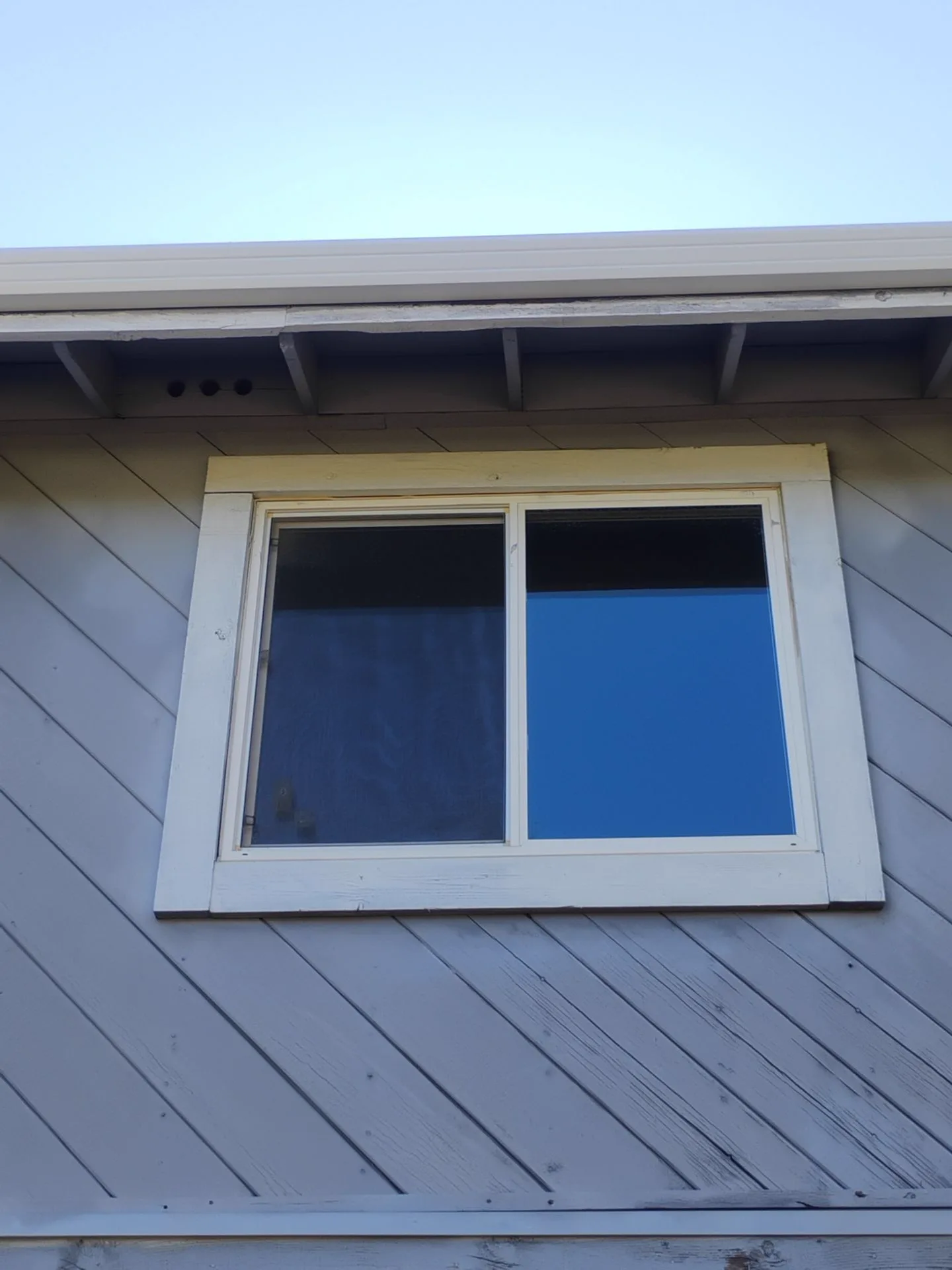 Old windows before replacement in Martinez CA — AMG Doors & Windows — photo 5 of 15