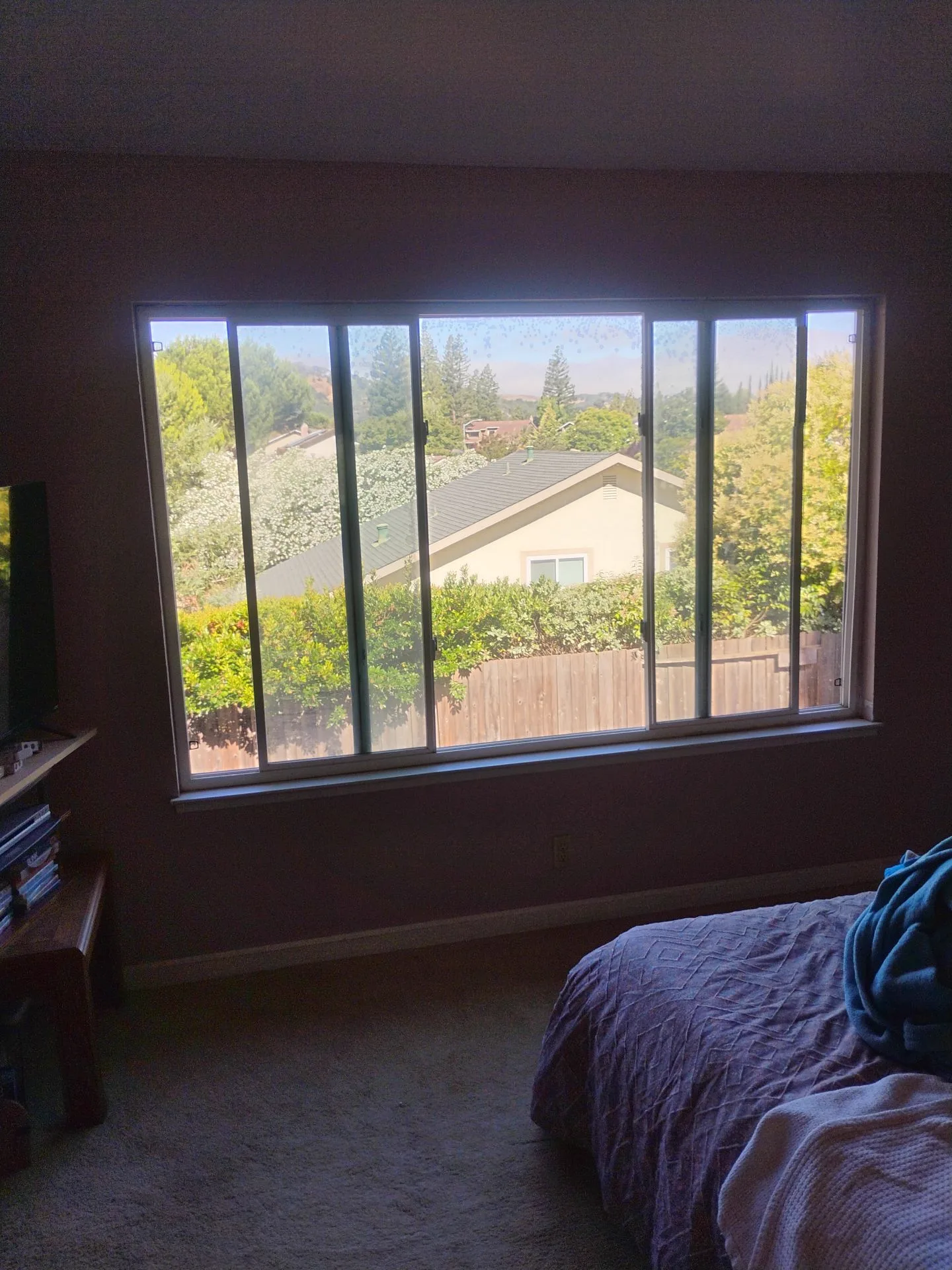 Old windows before replacement in Martinez CA — AMG Doors & Windows — photo 10 of 15