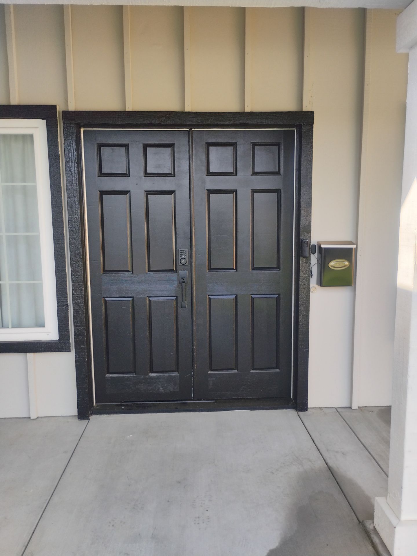 Front Door project in Livermore, CA by AMG Doors & Windows — photo 6 of 6